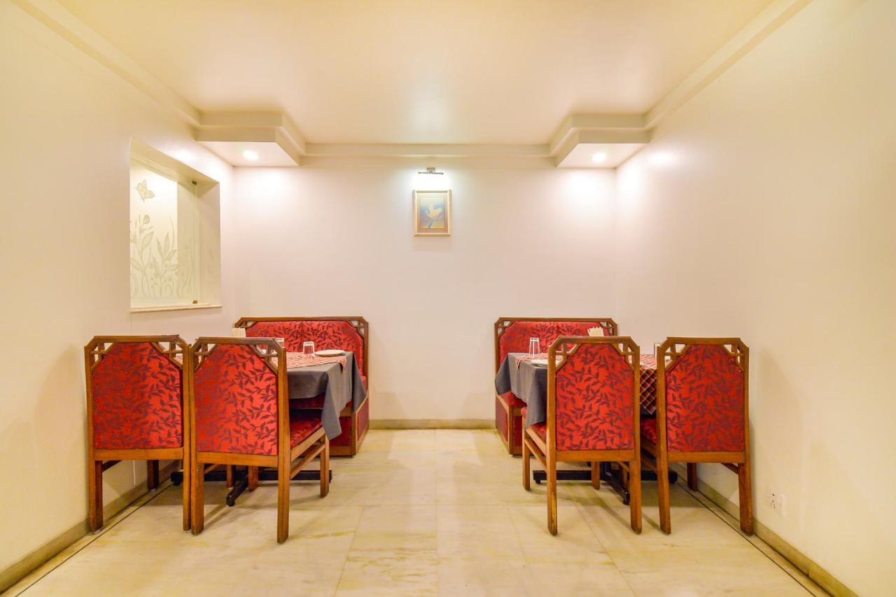 Hotel Ashish Plaza Пуна Экстерьер фото
